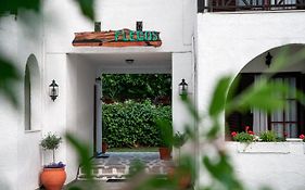 Villa Flegos